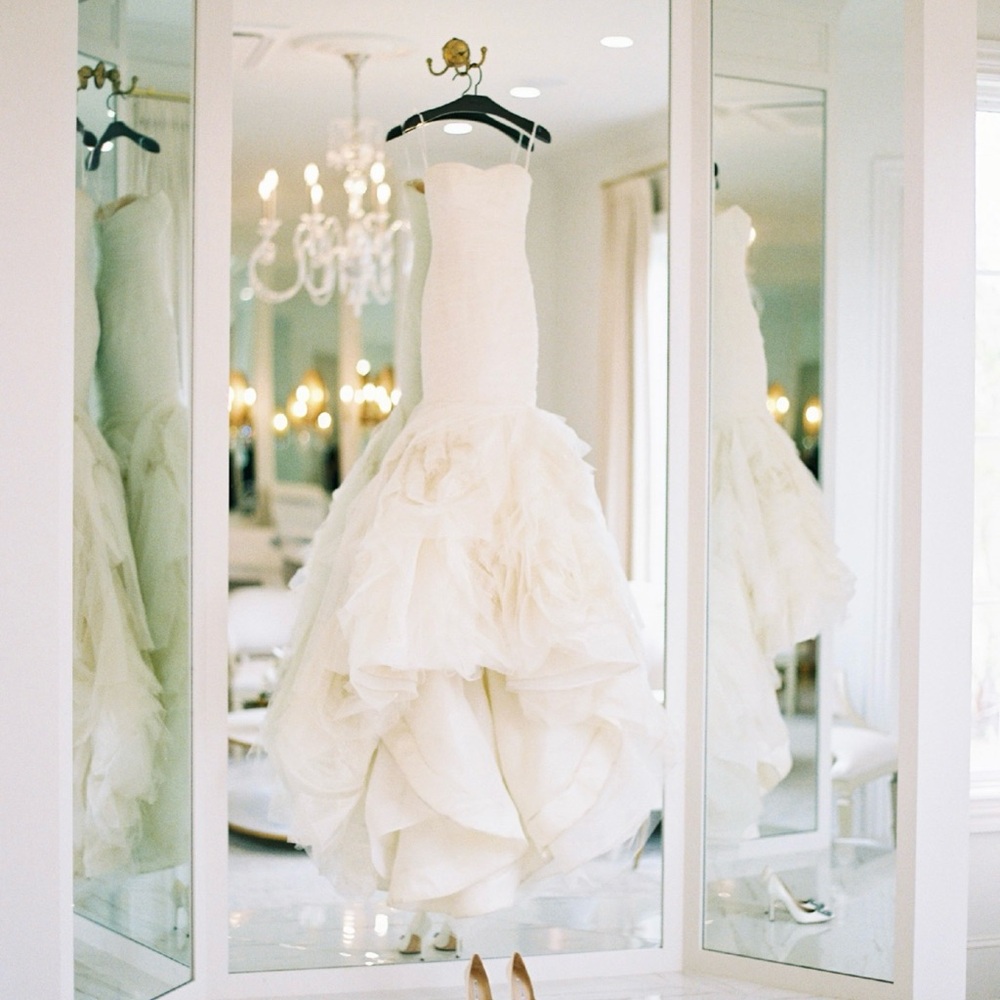 Vera Wang Wedding Dress (Gemma)